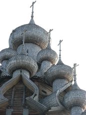 202 Kuppeln mit Schindeln aus Espenholz.JPG